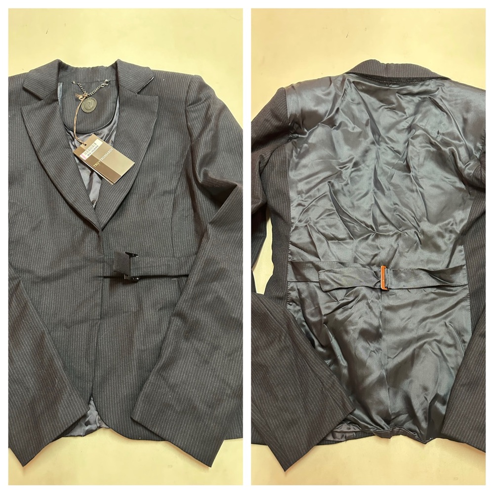 NWT TRU TRUSSARDI blazer jacket
Size 40 (US small)
